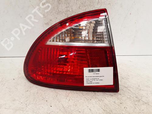 Used Left tailgate light Left tailgate light SEAT LEON (1M1) 1.9 TDI (110 hp) 30015903 30015903