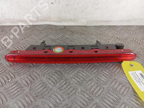 Used Third brake light PEUGEOT 5008 (0U_, 0E_) 1.6 BlueHDi 120 (120 hp) 32062210