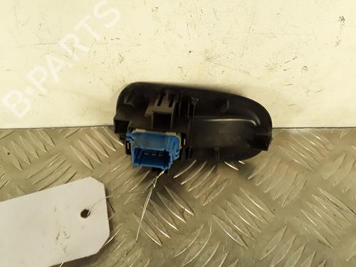 Right front window switch RENAULT MASTER III Van (FV) 2.3 dCi 100 FWD (FV0A, FV0B, FV0G, FV0K, FV0H) | BP30011800I26