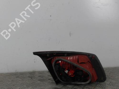 Używane Lampa tylna klapy bagażnika prawa RENAULT VEL SATIS (BJ0_) 2.2 dCi (BJ0E, BJ0F) (150 hp) 30027572