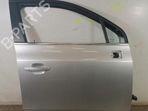 Used Right front door CHEVROLET ORLANDO (J309) 2.0 D (131 hp) 30012850