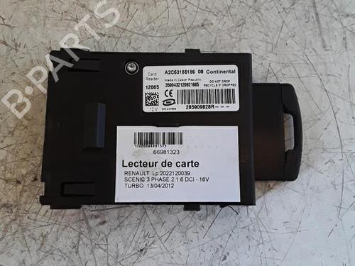 Lector de tarjetas RENAULT SCÉNIC III (JZ0/1_) 1.6 dCi (JZ00, JZ12) (130 hp) 30021912