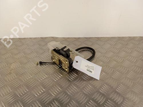 Høyre foran lås RENAULT CLIO II (BB_, CB_) 1.4 (B/CB0C, B/CB0S) (75 hp) 30008155