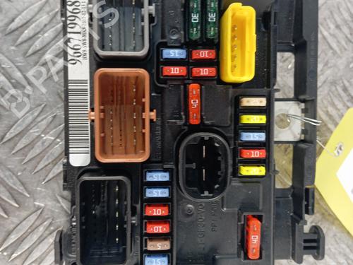 Used Fuse box Fuse box CITROËN DS3 (SA_) 1.6 HDi 90 (92 hp) 33876393 33876393