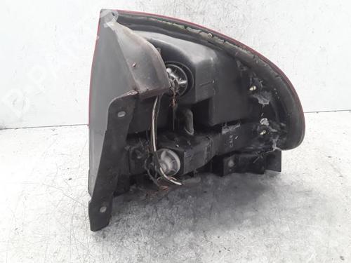 Rückleuchte Links für MAZDA 626 IV Hatchback (GE) 2.0 D GLX Comprex (GEFP) (75 hp) 30024390