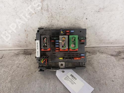 Used Fuse box PEUGEOT 206+ (2L_, 2M_) 1.4 HDi eco 70 (68 hp) 30023647