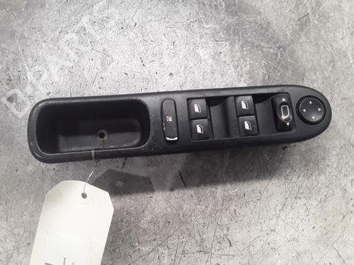 Used Left front window switch PEUGEOT 307 Break (3E) 2.0 HDi 135 (136 hp) 30012977
