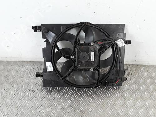 Used Radiator fan Radiator fan RENAULT ZOE (BFM_) ZOE (92 hp) 30015489 30015489