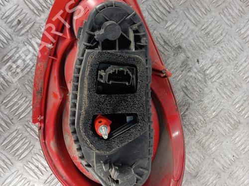 Højre baglygte Højre baglygte TOYOTA AYGO (_B1_) 1.0 (KGB10_, KGB10R) (68 hp) 33693318 33693318