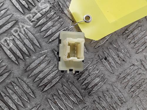 Used Right front window switch Right front window switch DACIA SANDERO II TCe 90 (B8M1, B8MA, B8AC) (90 hp) 30932886 30932886