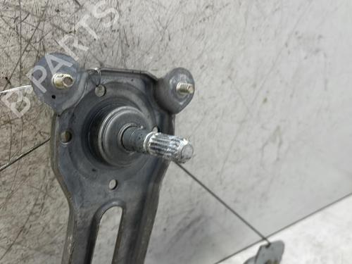 Lève-vitre arrière gauche DACIA LOGAN (LS_) 1.4 (LS0A, LS0C, LS0E, LS0G) (75 hp) 30021074