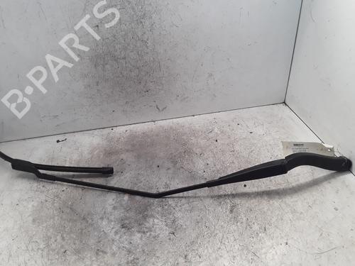 Used Front windshield wiper arm RENAULT TRAFIC III Van (FG_) 1.6 dCi 125 (FGMH) (125 hp) 30023972