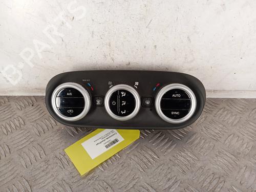 Used Climate control FIAT 500X (334_) 1.6 D Multijet (334AXA1B, 334AXA11) (120 hp) 31146810