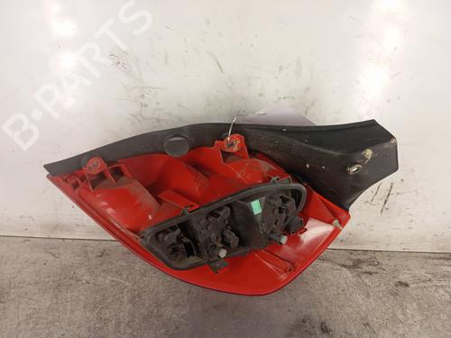 Used Left taillight Left taillight 30017300 30017300