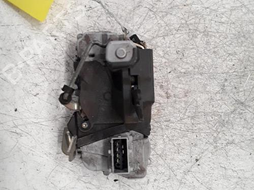 Türschloss links vorne für CITROËN XSARA (N1) 1.4 i (75 hp) 30015458