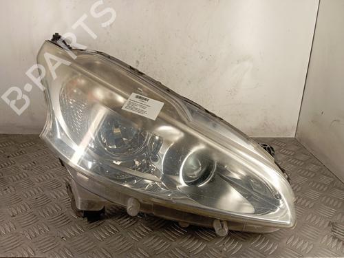 Used Right headlight PEUGEOT 208 I (CA_, CC_) 1.6 HDi (92 hp) 31966390