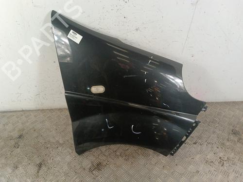 Używane Błotnik przedni prawy OPEL VIVARO A Van (X83) 2.5 CDTI (F7) (146 hp) 30020725