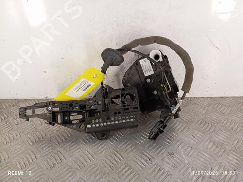 front-left-lock-renault-clio-iv-bh_-2012-2013-2014-2015-2016-2017-2018-2019-2020-2021-39043078 main image