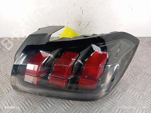 Used Right taillight Right taillight PEUGEOT 208 II (UB_, UP_, UW_, UJ_) 1.2 PureTech 75 (75 hp) 39695290 39695290
