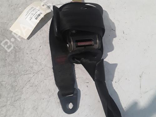 Używane Napinacz pasa bezpieczeństwa przedni prawy PEUGEOT 306 Hatchback (7A, 7C, N3, N5) 1.9 D (68 hp) 30026384