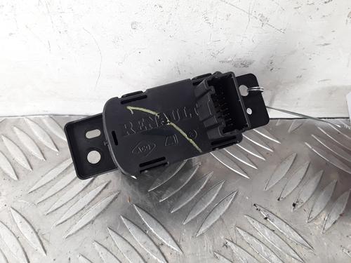 Switch RENAULT MEGANE IV Hatchback (B9A/M/N_) 1.5 dCi 110 (B9A3) | BP30011553I30 