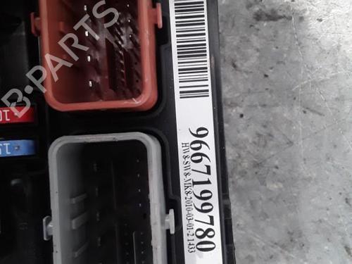 Fuse box CITROËN C3 II (SC_) 1.4 HDi 70 (SC8HZC, SC8HR0, SC8HP4) | BP30013515E1