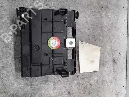 Fuse box PEUGEOT 407 (6D_) 1.6 HDi 110 (6D9HZC, 6D9HYC) | BP30014895E1