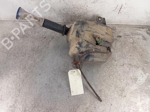 Used Windscreen washer tank PEUGEOT EXPERT (224_) 2.0 HDI 16V (109 hp) 30018252