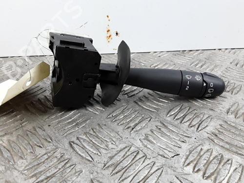 Comutador piscas / escovas RENAULT CLIO II (BB_, CB_) 1.5 dCi (B/CB07) (65 hp) 30022409