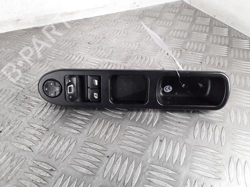 Used Left front window switch CITROËN C3 Picasso (SH_) 1.6 HDi (90 hp) 30719839