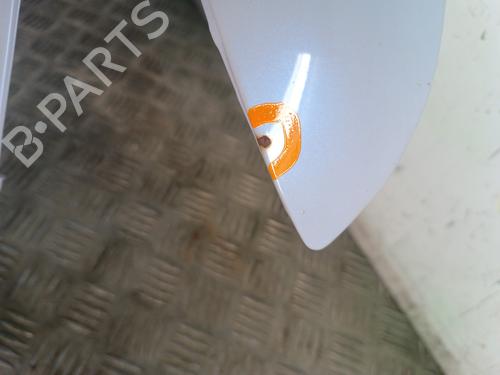 Used Right front fenders Right front fenders 30014420 30014420