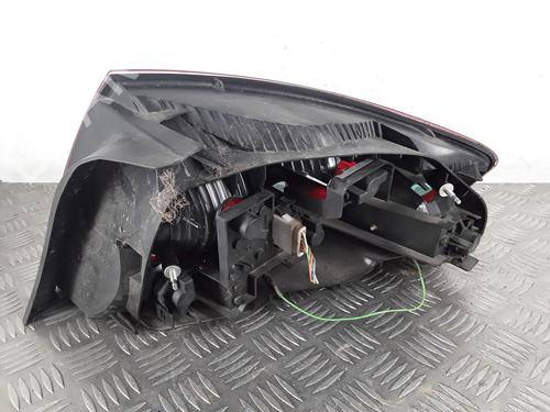 Left taillight PEUGEOT 407 (6D_) 2.0 HDi 135 (6DRHRH, 6DRHRE, 6DRHRG, 6DRHRJ) | BP30101062C34 