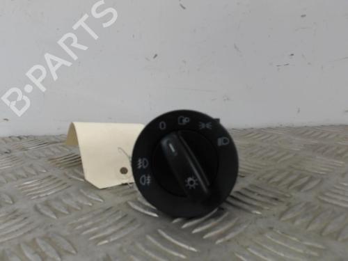 Used Headlight switch VW JETTA III (1K2) 2.0 TDI 16V (140 hp) 30022617