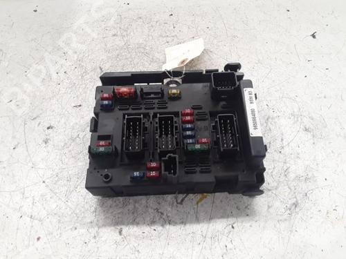 Used Fuse box PEUGEOT 206 Hatchback (2A/C) 1.4 HDi eco 70 (68 hp) 30009714