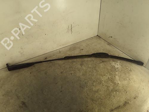 Used Front windshield wiper arm OPEL CORSA C (X01) 1.2 Twinport (F08, F68) (80 hp) 30014828