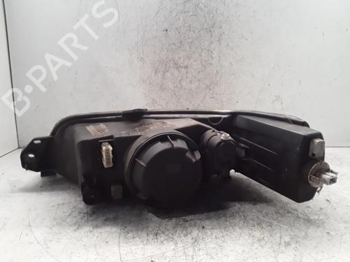 Højre forlygte PEUGEOT 306 Hatchback (7A, 7C, N3, N5) 1.4 (75 hp) 30019333