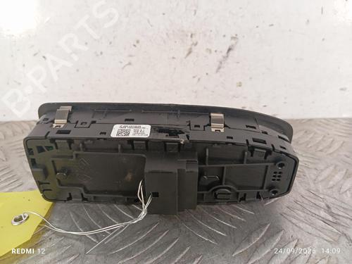 Left front window switch RENAULT ARKANA I (LCM_, LDN_) 1.6 E-TECH 145 (LDMU) | BP39478432I27 - Image 2