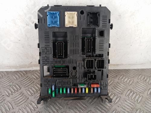 Used Fuse box PEUGEOT PARTNER Box Body/MPV 1.6 HDi (90 hp) 31945882