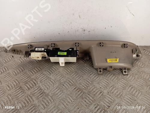 Left front window switch KIA RIO III (UB) 1.25 CVVT | BP36166742I27 - Image 3