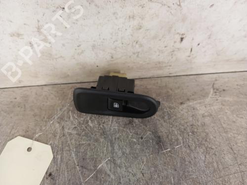 Interrupteur de vitre arrière gauche DACIA DUSTER (HS_) 1.2 TCe 125 (125 hp) 30020124