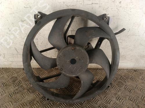 Used Radiator fan PEUGEOT 407 SW (6E_, 6D_) 2.2 16V (163 hp) 30457566