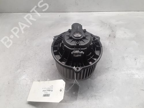 Used Heater blower motor Heater blower motor KIA CEE'D (JD) 1.6 GDI (135 hp) 30020588 30020588