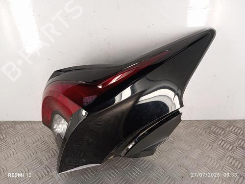 left-taillight-toyota-yaris-_p21_-_pa1_-_ph1_-2020-37740821 main image