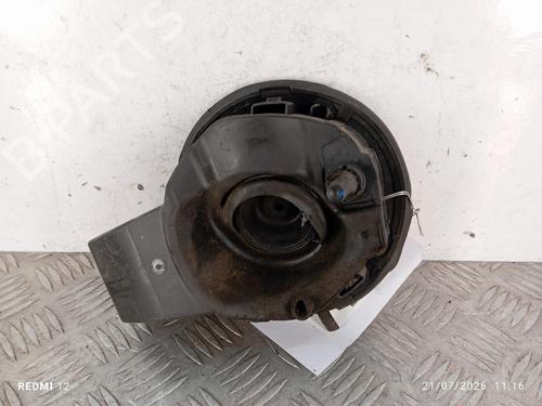 fuel-flap-citroen-c4-picasso-ii-2013-37597659 main image