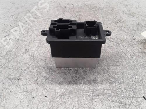 Used Heater resistor Heater resistor DS DS 7 Crossback (J4_, JR_, JC_) 2.0 BlueHDi 180 (JJEHZR) (177 hp) 30013967 30013967