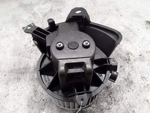 Used Heater blower motor Heater blower motor PEUGEOT BIPPER Tepee 1.3 HDi 75 (75 hp) 30010957 30010957