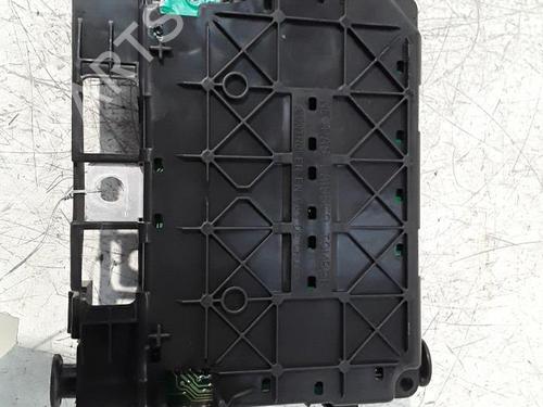 Used Fuse box Fuse box CITROËN C2 (JM_) 1.4 HDi (68 hp) 30015550 30015550