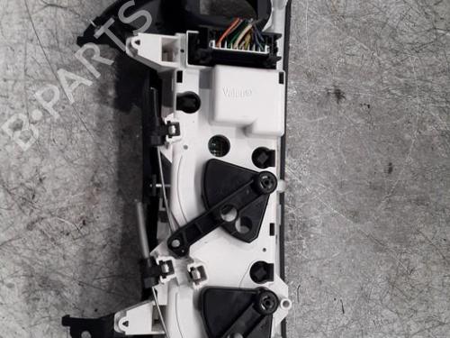 Używane Panel klimatyzacji / ogrzewania RENAULT MEGANE Scenic (JA0/1_) 2.0 i (JA02, JA0G) (109 hp) 30009450
