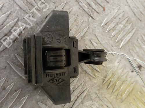 Used Tailgate lock RENAULT CLIO I (B/C57_, 5/357_) 1.2 (5/357Y, 5/357K) (58 hp) 31167760