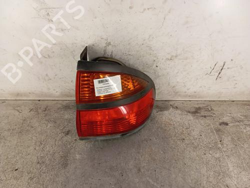 Piloto trasero derecho RENAULT LAGUNA I (B56_, 556_) 2.2 dT (B569) (113 hp) 30008544